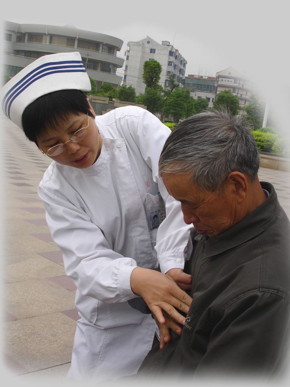 新<em>农村</em>合作<em>医疗</em>:<em>农村妇女</em>生孩子报销