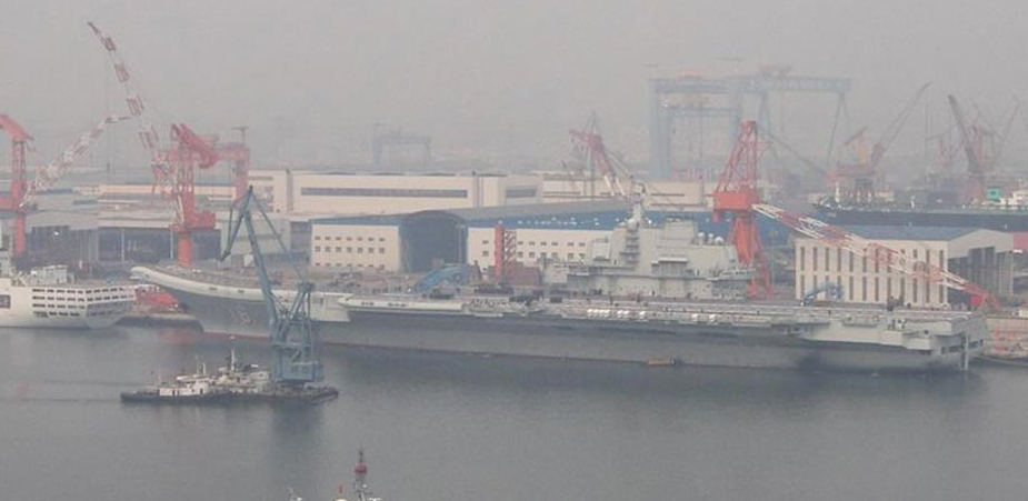 中国航母交付海军